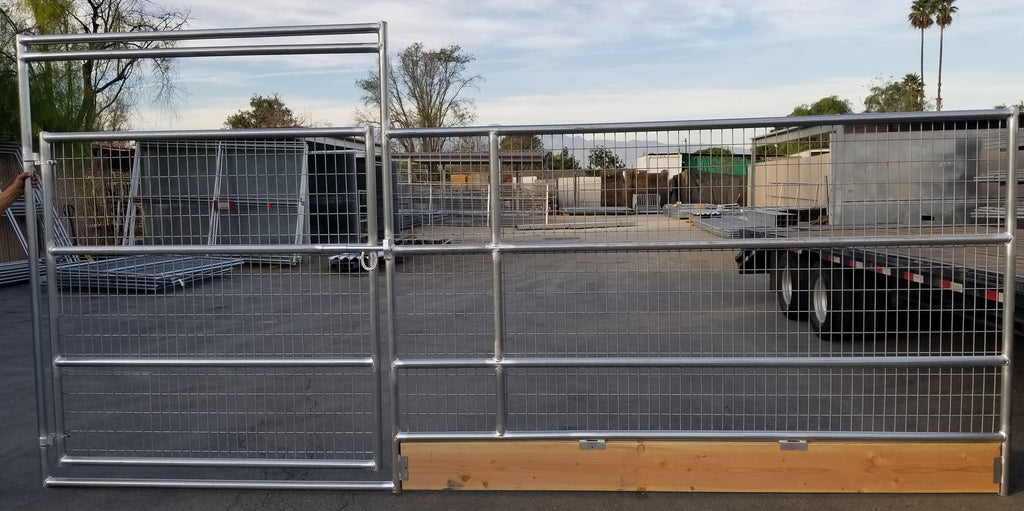 16'W x 6'H 4-Rail 1-5/8 Welded Wire Corral Panel With Gate W/ Wood-Base